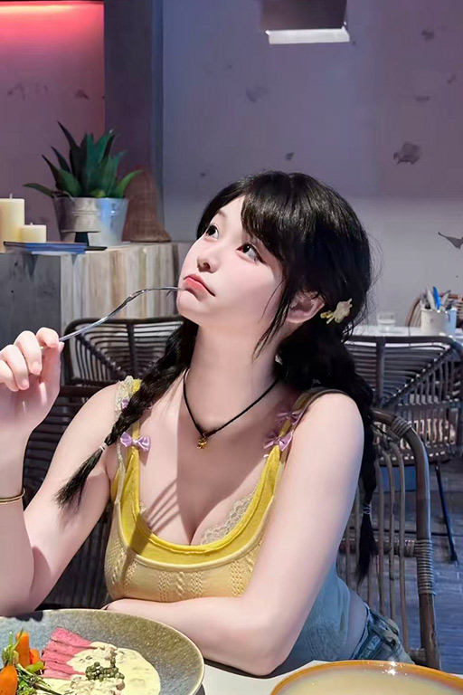 4288女孩.jpg